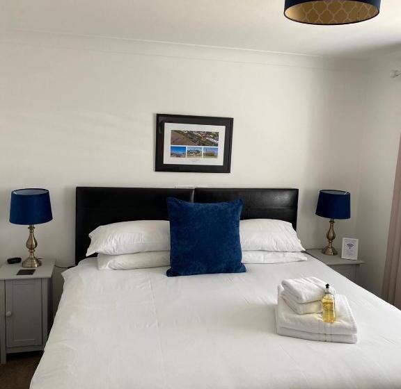 ベッドアンドブレックファースト Tirah Guest House