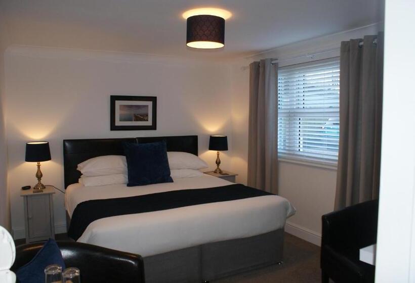 ベッドアンドブレックファースト Tirah Guest House