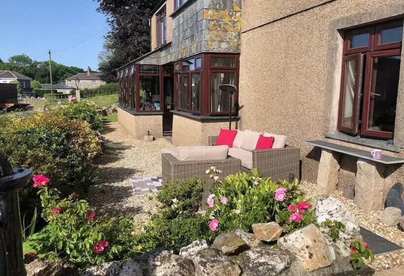 Aamiaismajoitus (B&B) Tregondale Manor Farm