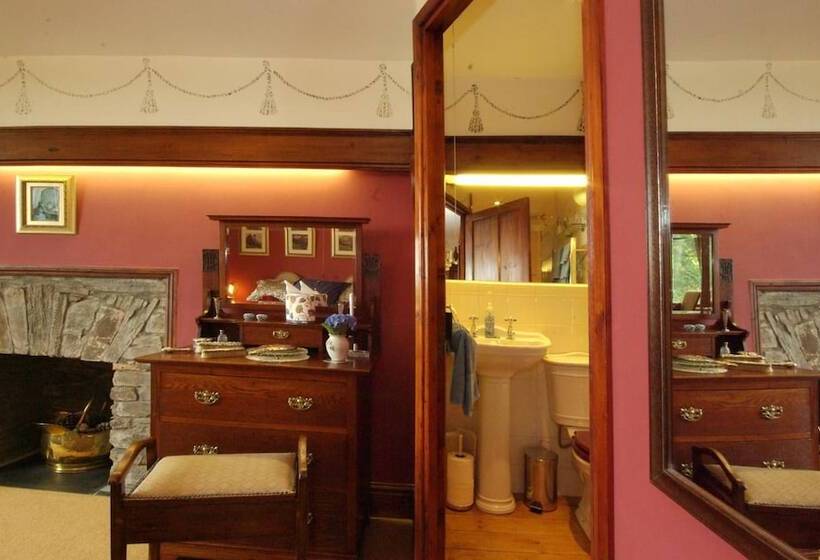 צימר Tregondale Manor Farm