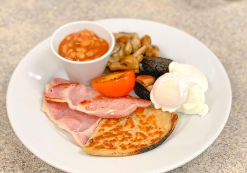 민박 West Plean House