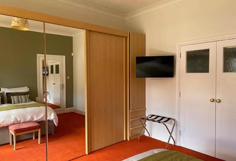 Blackburn Villa B&b