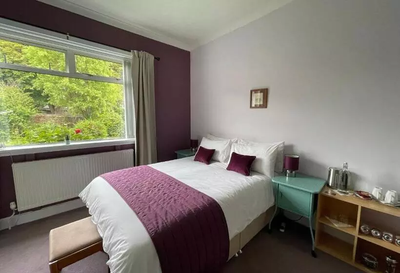 Blackburn Villa B&b
