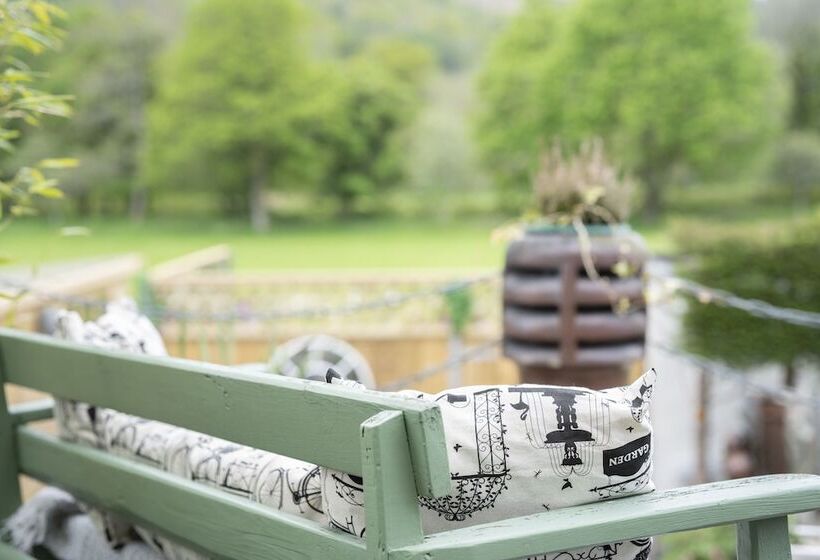 Brantholme Bed & Breakfast