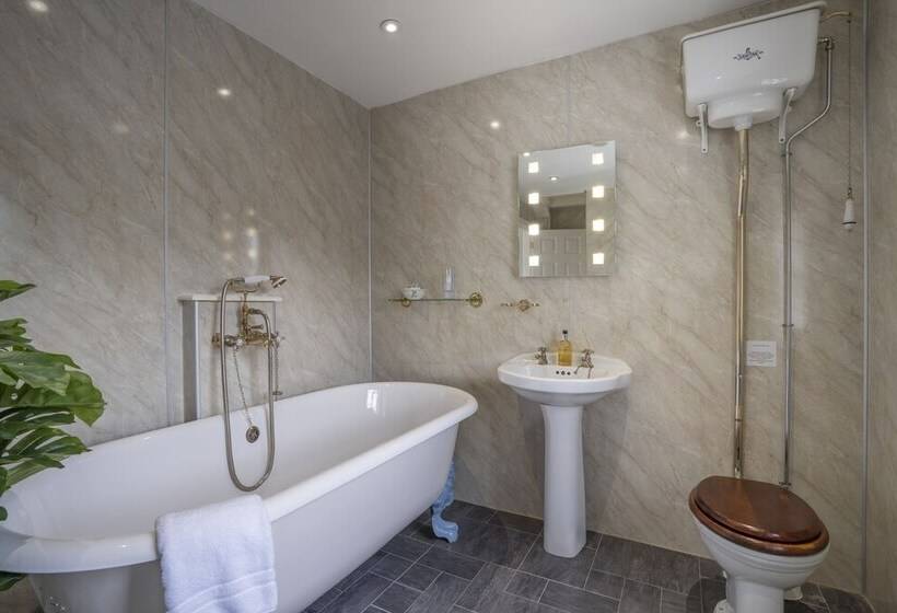 Brantholme Bed & Breakfast