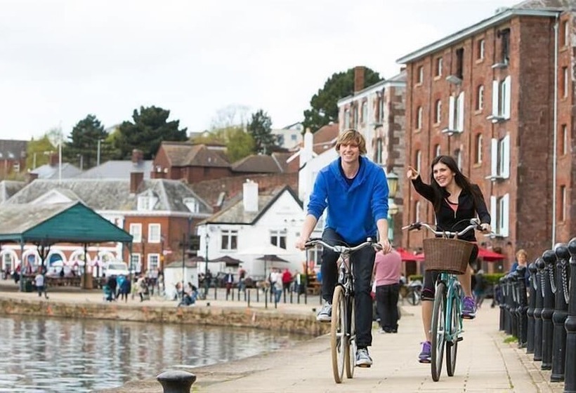 בית מלון כפרי Ashton Court