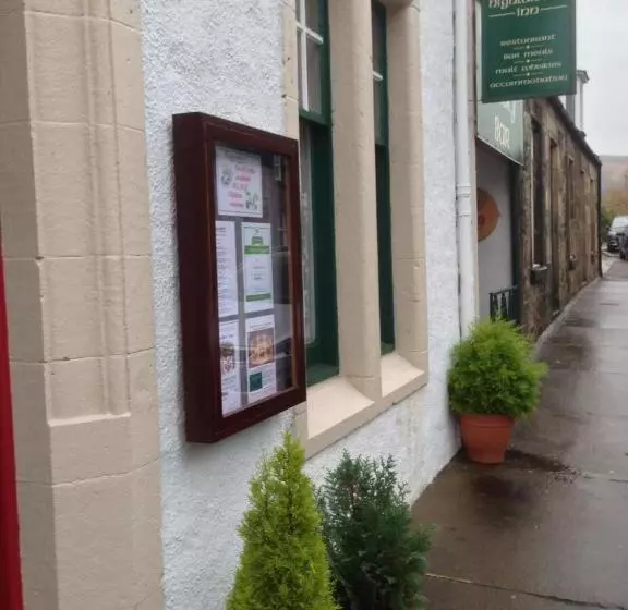ホテル Highlander Inn