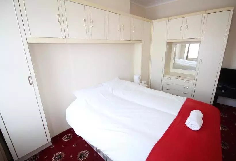 ホテル London Suites