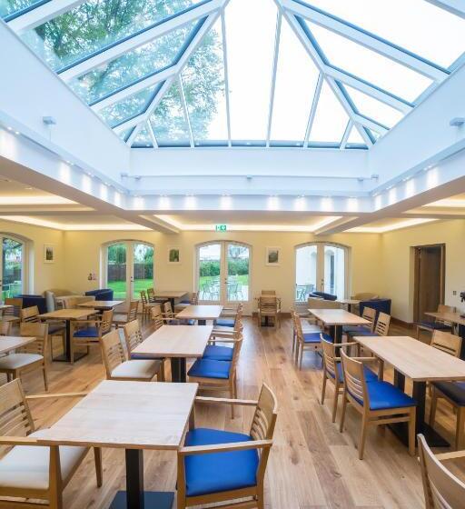 בית מלון כפרי Northgate House