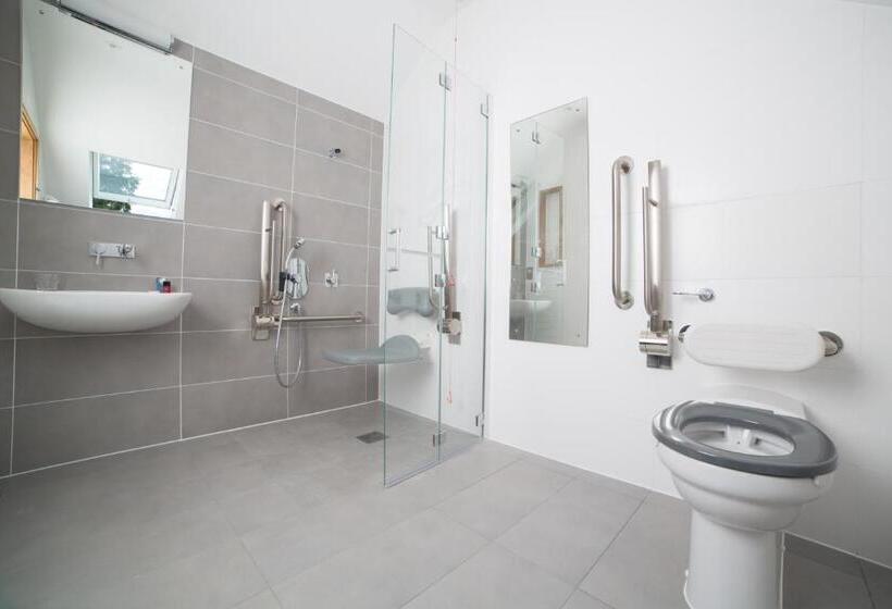 בית מלון כפרי Northgate House