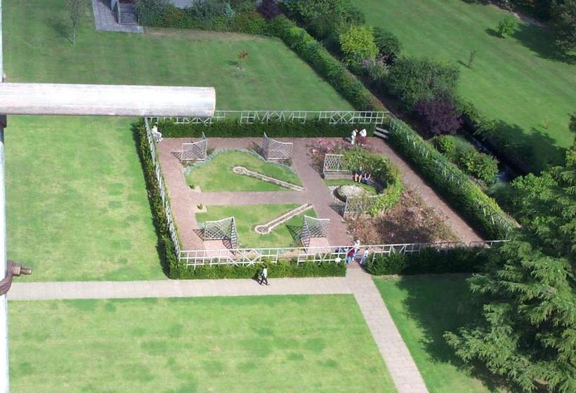 בית מלון כפרי Northgate House