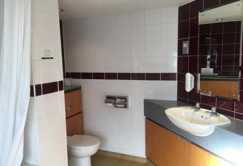 فندق The Catherine Wheel Wetherspoon