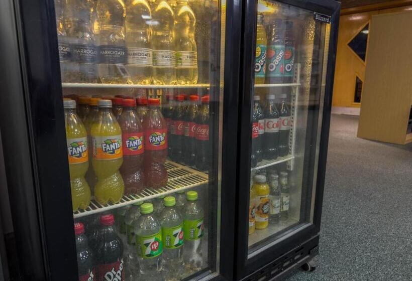 בית מלון כפרי Wilson Carlile Centre