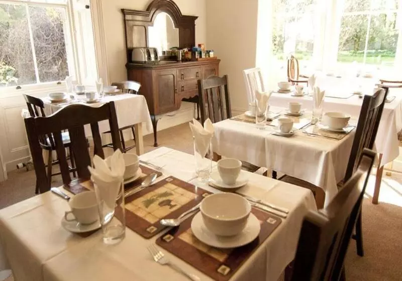 Rock Moor House B&b