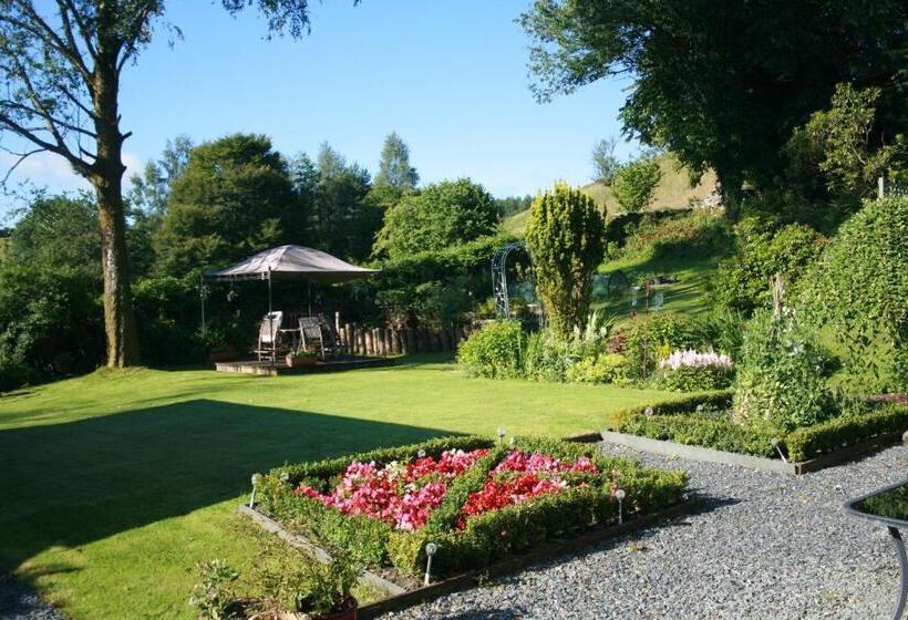 School House Cottage B&b And Tea Garden