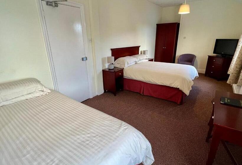 Bed and Breakfast Calverts Hotel   Newport, Isle Of Wight