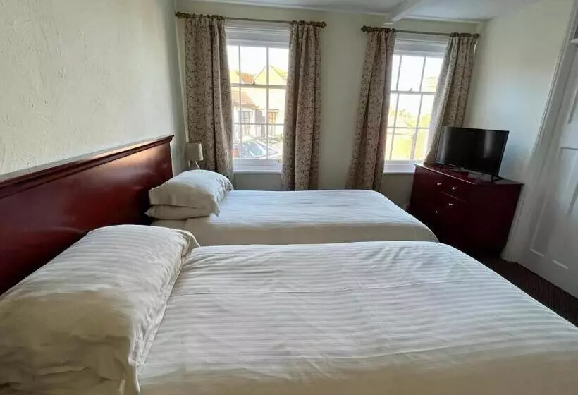 ベッドアンドブレックファースト Calverts Hotel   Newport, Isle Of Wight