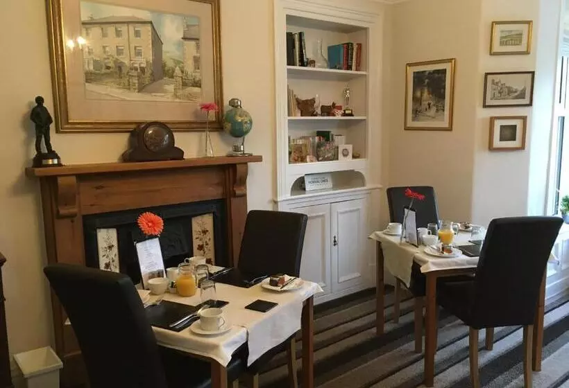 Aamiaismajoitus (B&B) Ebor House