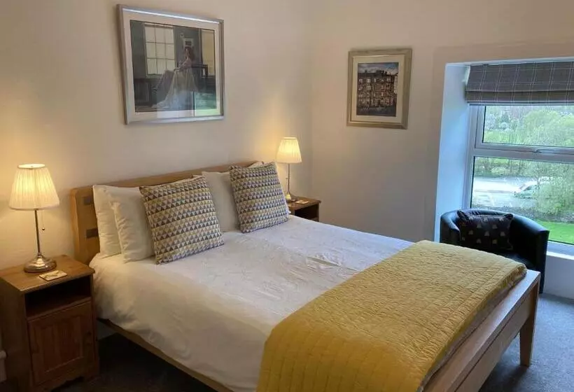 Aamiaismajoitus (B&B) Ebor House