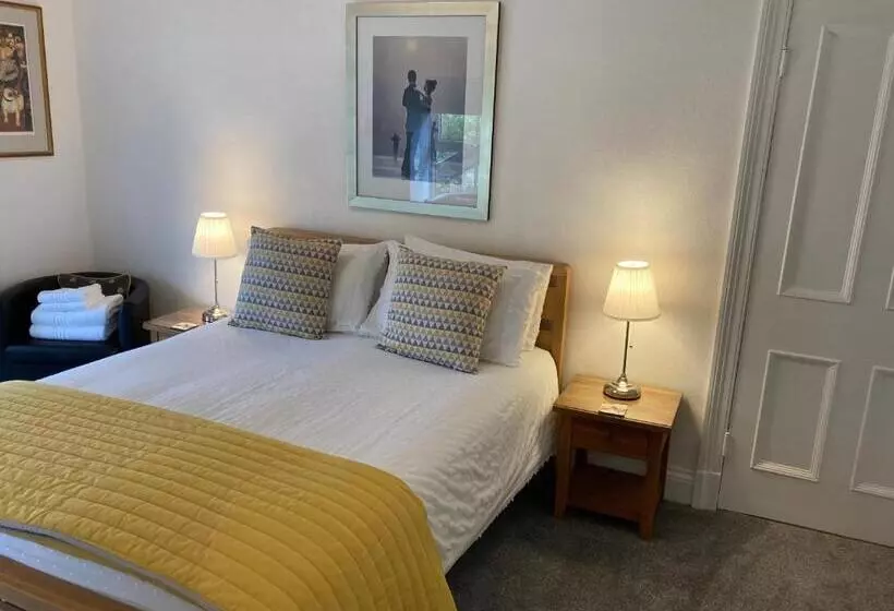 Aamiaismajoitus (B&B) Ebor House