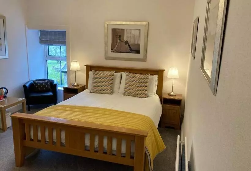 Aamiaismajoitus (B&B) Ebor House