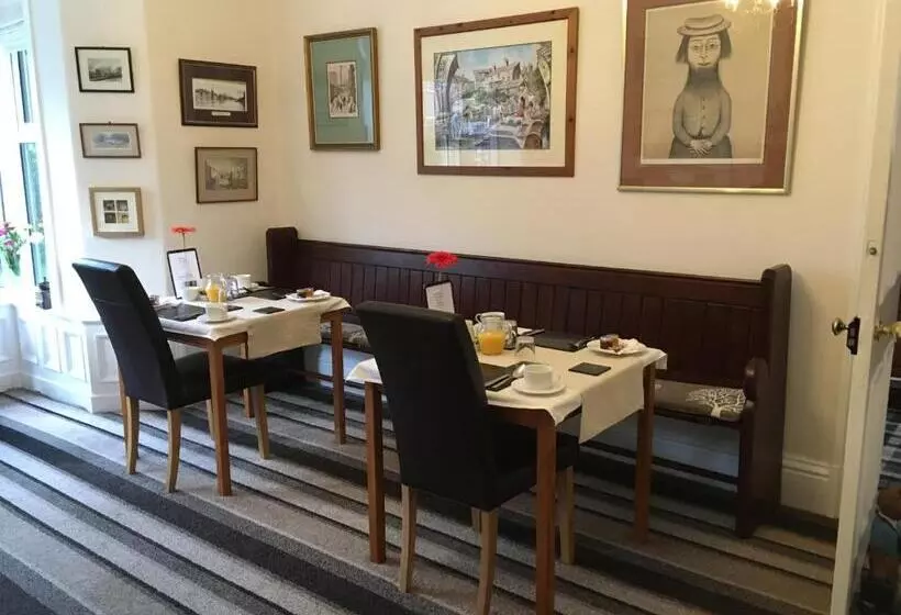 Aamiaismajoitus (B&B) Ebor House