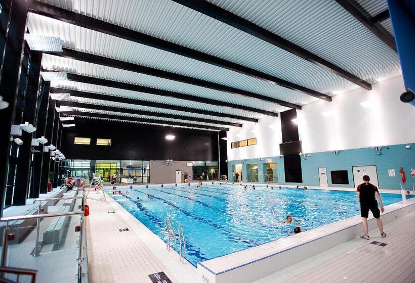 민박 Lancaster University