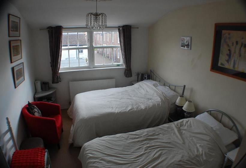 مبيت وإفطار Potts Of Flemingate