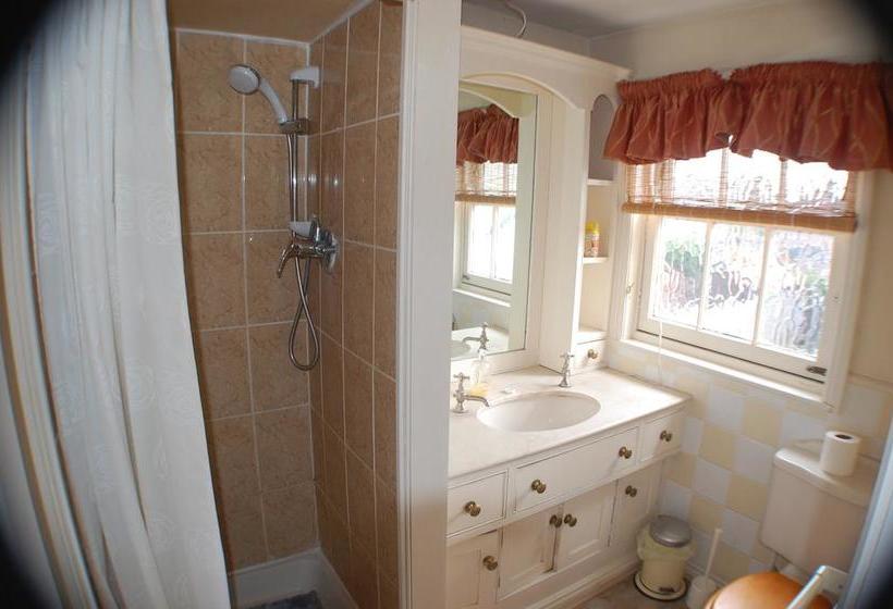 مبيت وإفطار Potts Of Flemingate