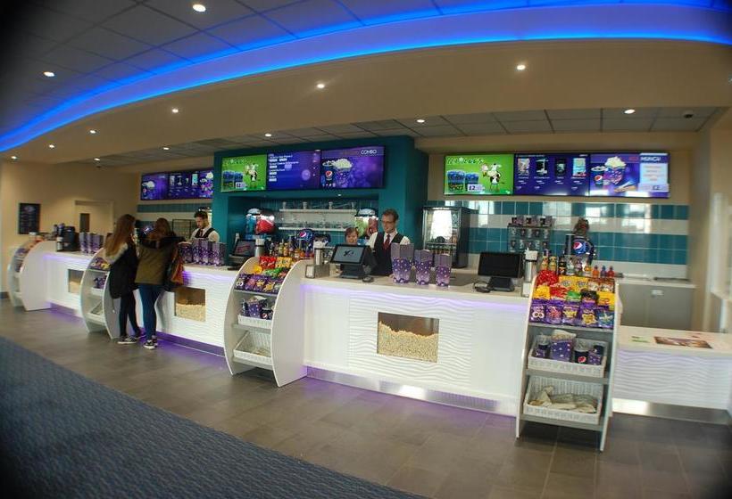 مبيت وإفطار Potts Of Flemingate