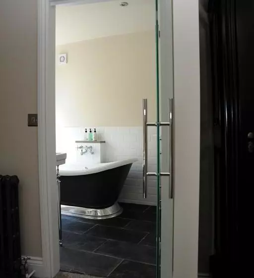 Swain House Boutique B&b