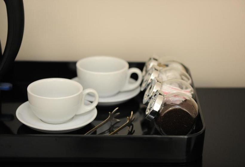 Swain House Boutique B&b