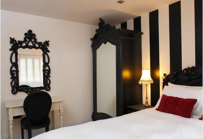 تختخواب و صبحانه The Broad Leys