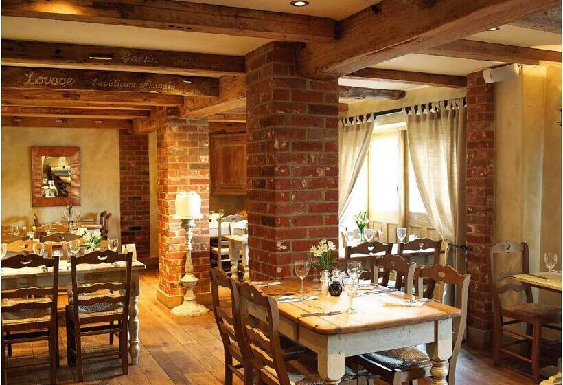 تختخواب و صبحانه The Broad Leys