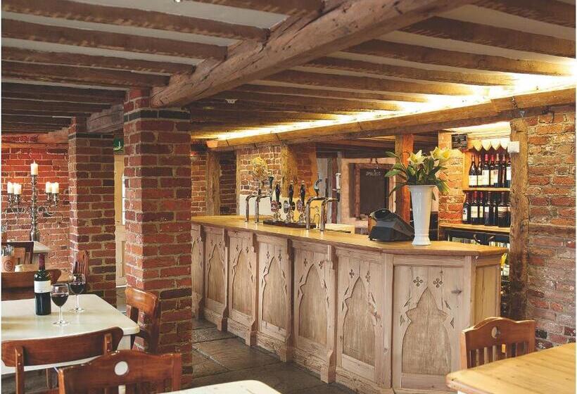 تختخواب و صبحانه The Broad Leys