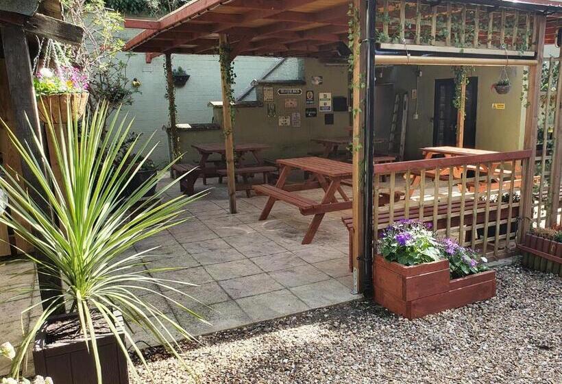 ベッドアンドブレックファースト The Court House Inn