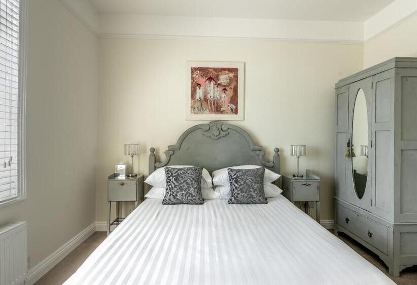 تختخواب و صبحانه The Dartmouth Boutique B &b