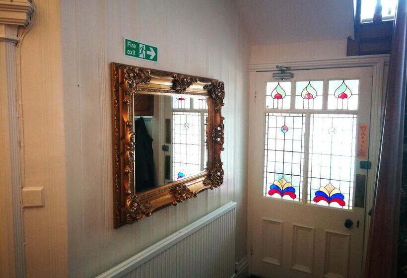 Bed and Breakfast The Grove