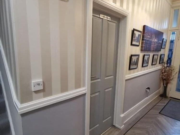 مبيت وإفطار Vale House