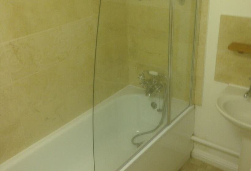 Diana S Bed And Breakfast