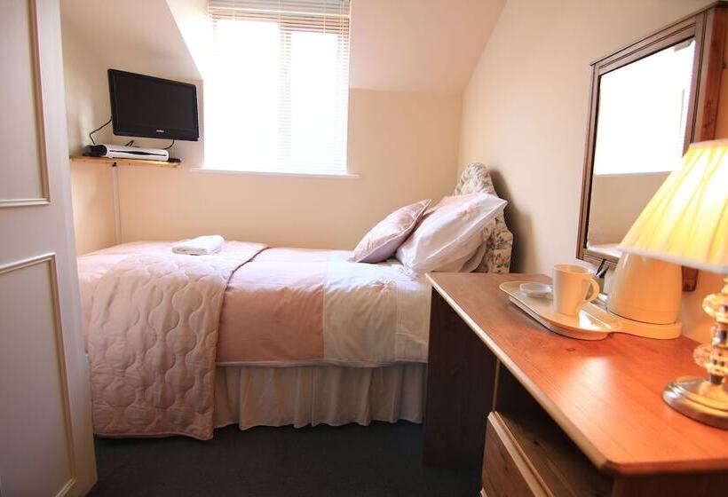 Diana S Bed And Breakfast