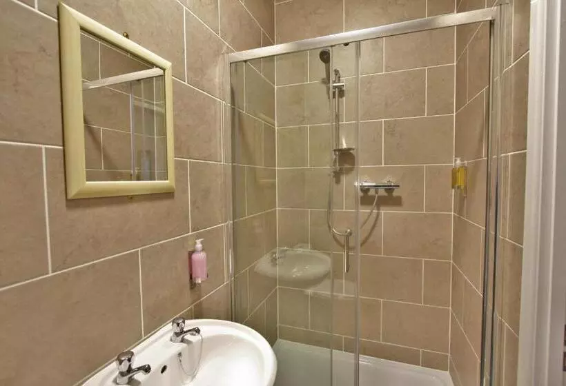 Central Hotel Gloucester By Roomsbooked