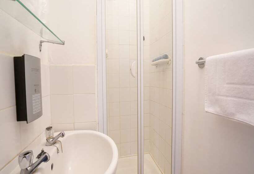 Hotel OYO Shanklin Beach