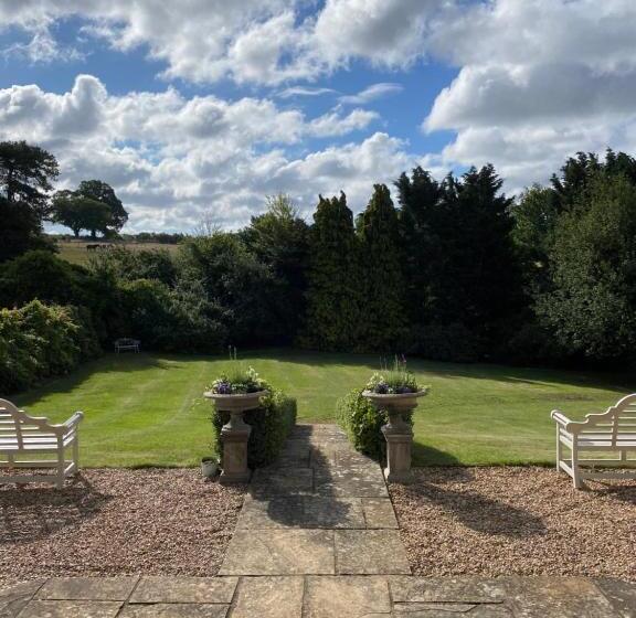 Lodge Farm Bed & Breakfast