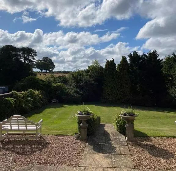 Lodge Farm Bed & Breakfast