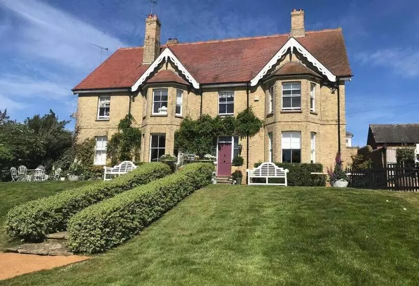 Lodge Farm Bed & Breakfast