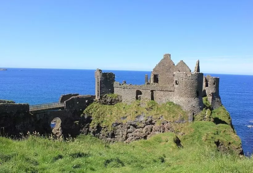 Portrush Holiday Hostel Guesthouse