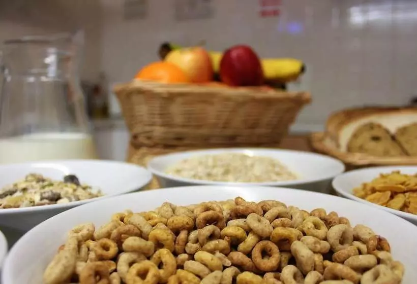 Portrush Holiday Hostel Guesthouse