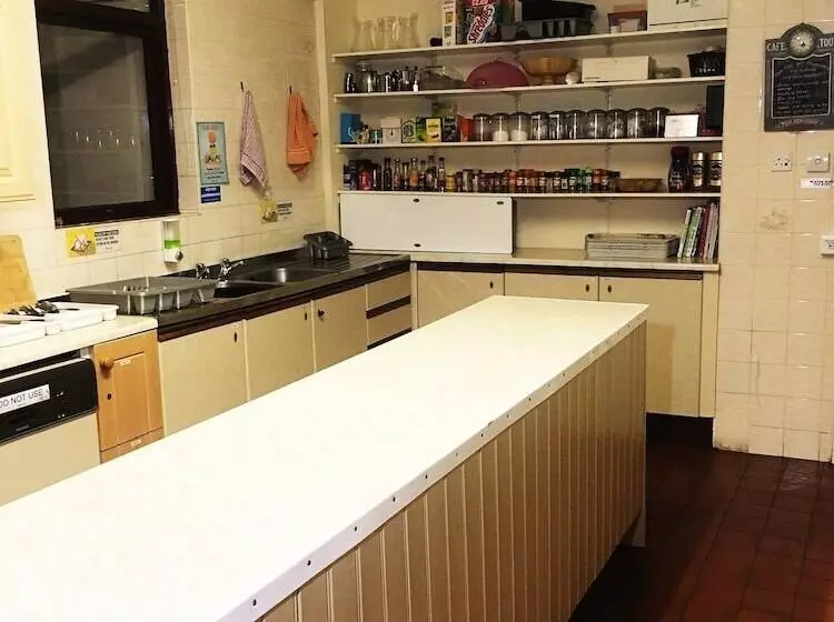 Portrush Holiday Hostel Guesthouse