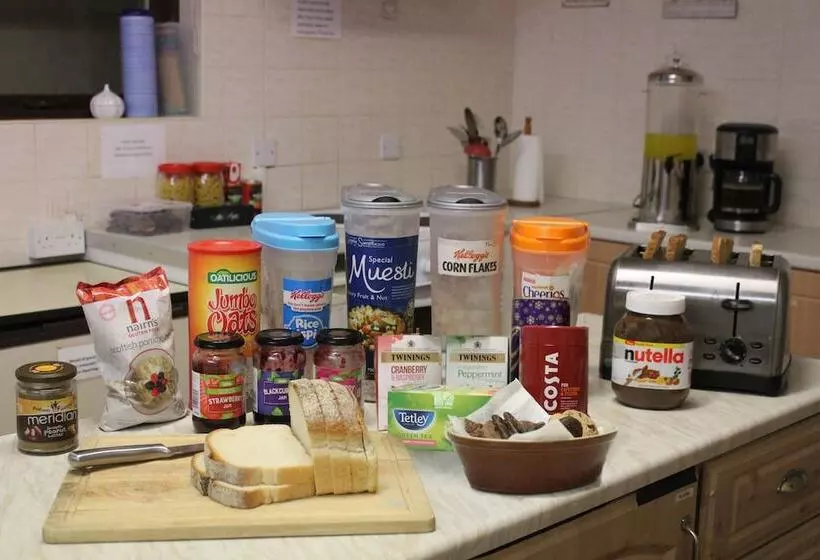 Portrush Holiday Hostel Guesthouse